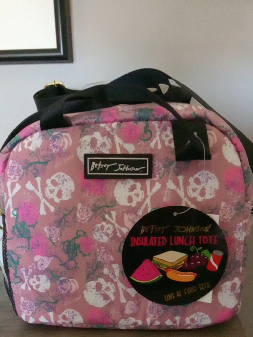 Betsey Johnson Pink Skull & Floral Insulated  LunchTote 💀💀☠️☠️